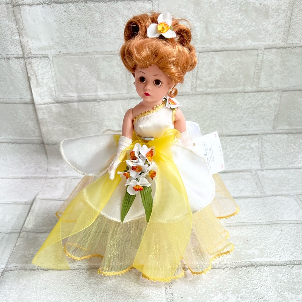 Madame Alexander Yellow Daffodil Cissette Doll 25620 Vintage 2000 10"